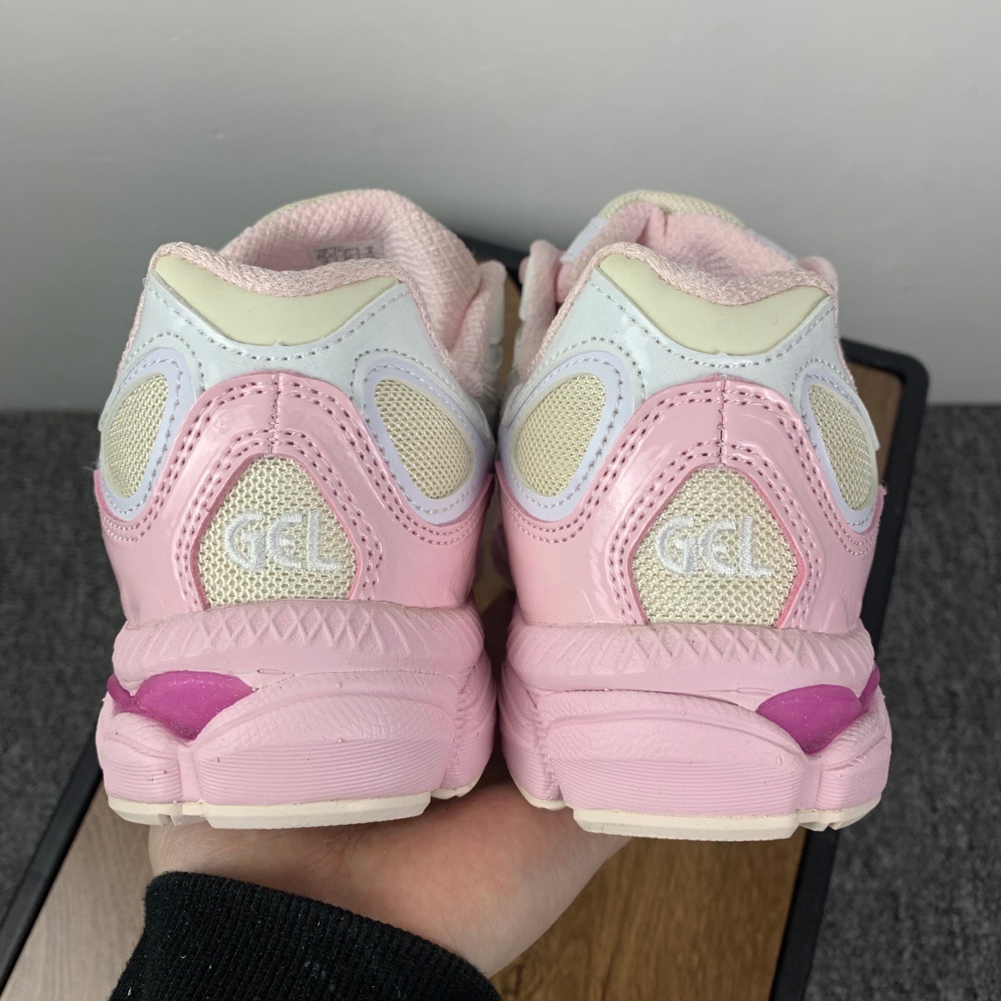 asics gel-nyc pink cream