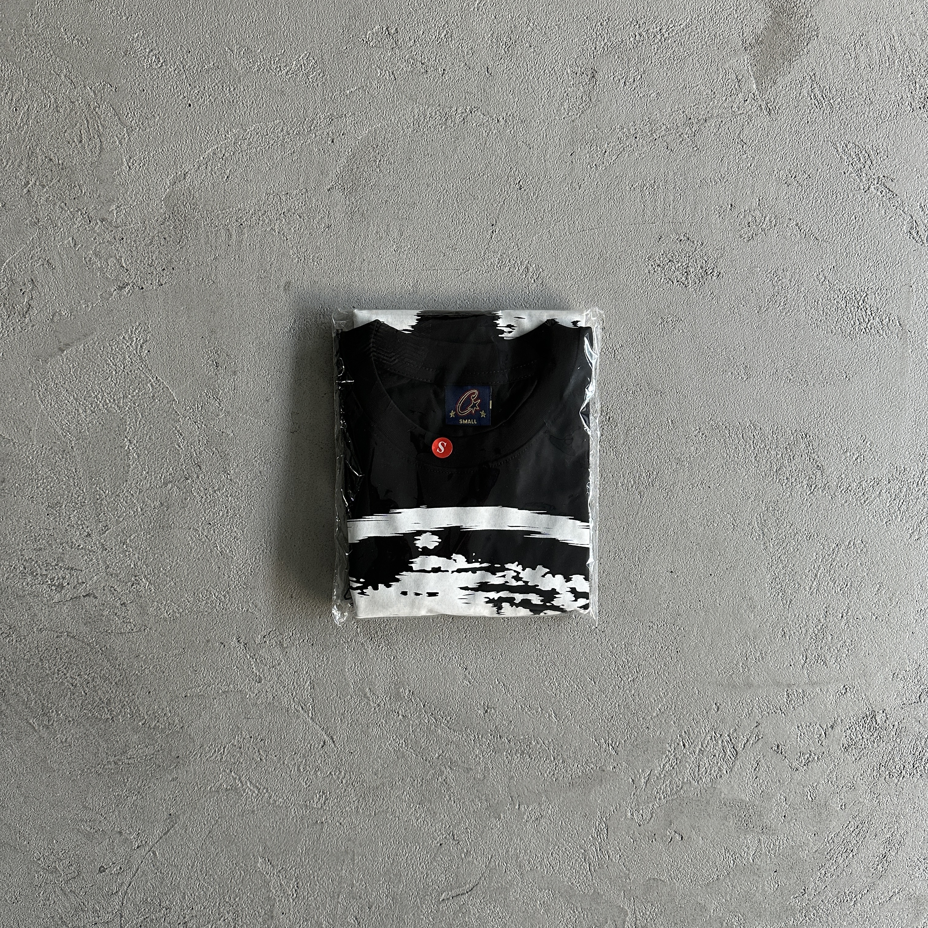 camisa corteiz Alcatraz hand print t-shirt