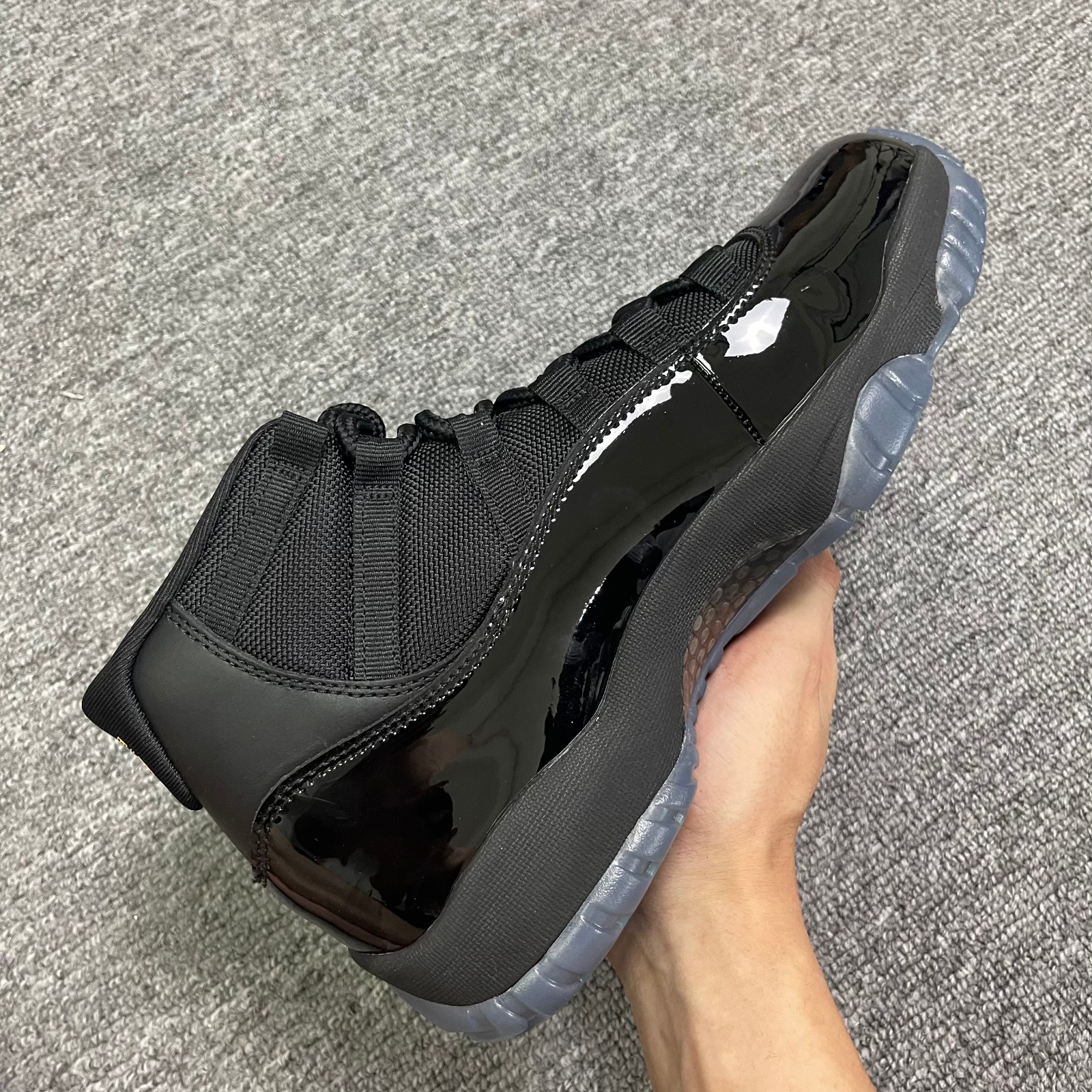 air jordan 11 retro gamma blue