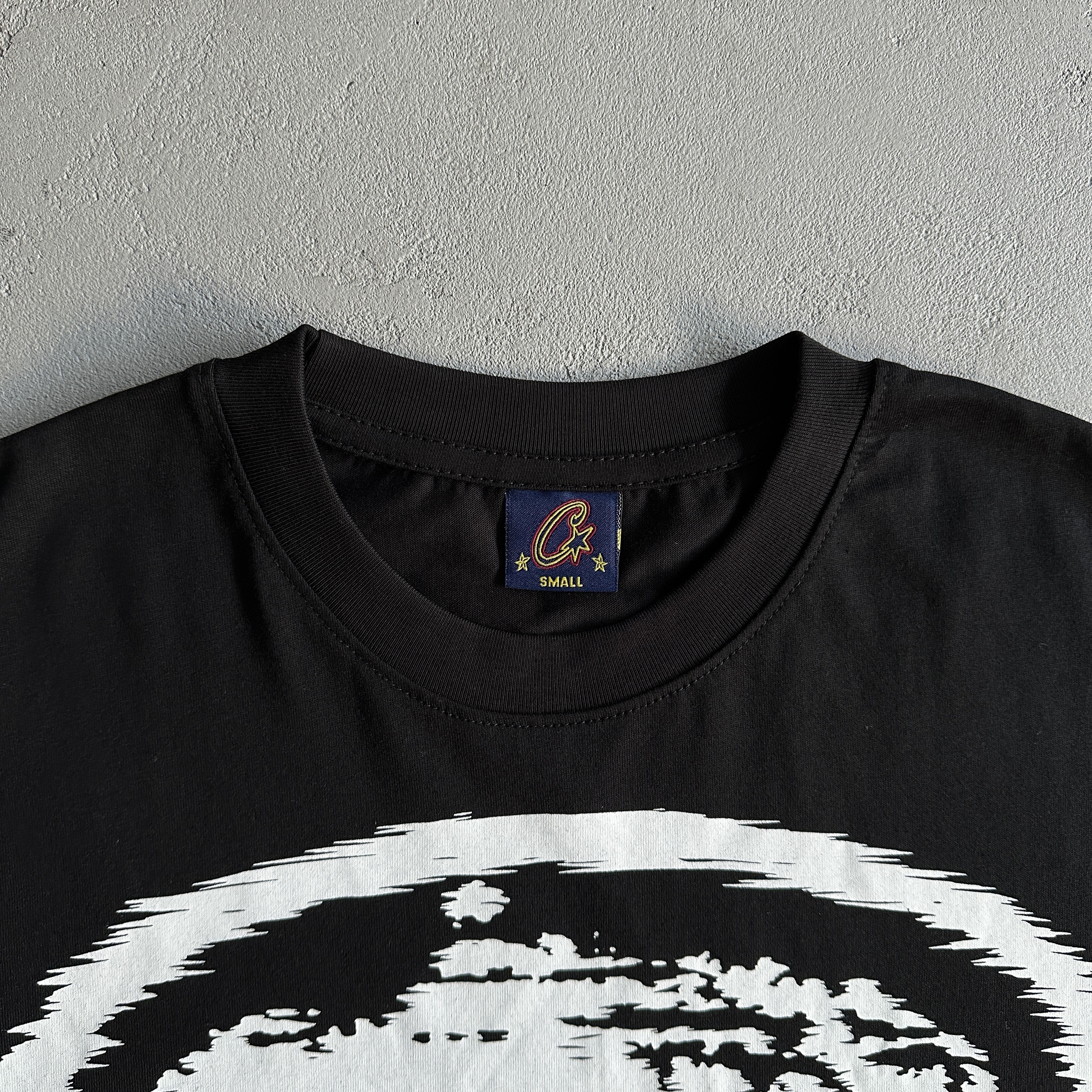 camisa corteiz Alcatraz hand print t-shirt