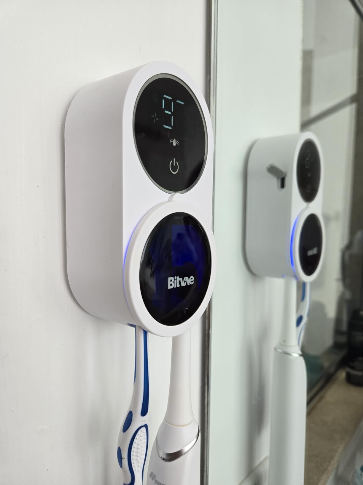 Bitvae Tooth Brush Holder for Bathroom 2.0, Infrared Sensing Toothbrush Cleaner