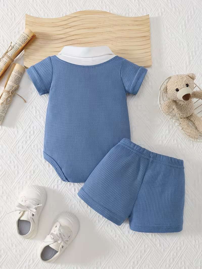 Conjunto Bubupandy 2 en 1: Body de Oso con Corbata + Shorts "Hermano Pequeño"