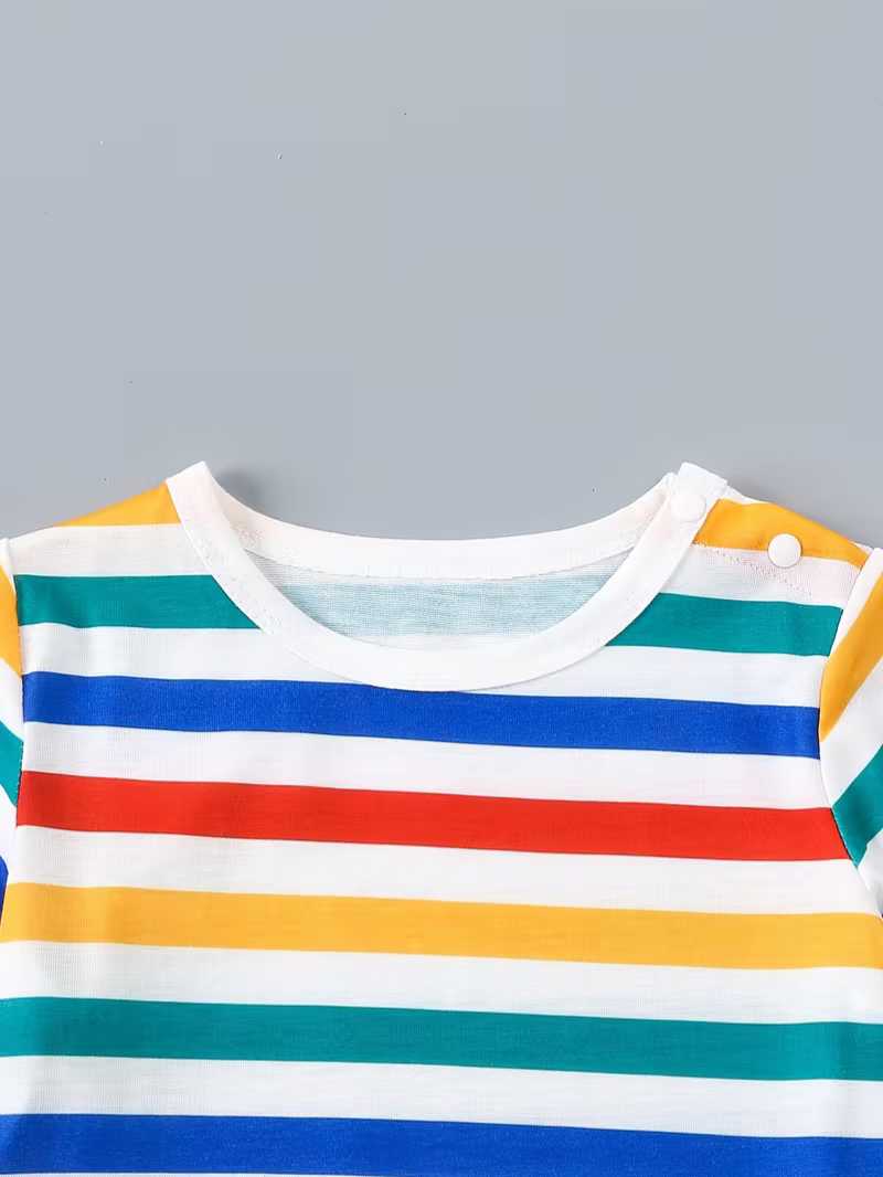 Conjunto Bubupandy "Rainbow Boy": Camiseta Arcoíris + Shorts con Tirantes