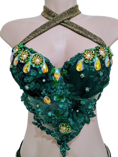 Traje de Dança Oriental Verde bandeira em lamê, renda e pedrarias douradas