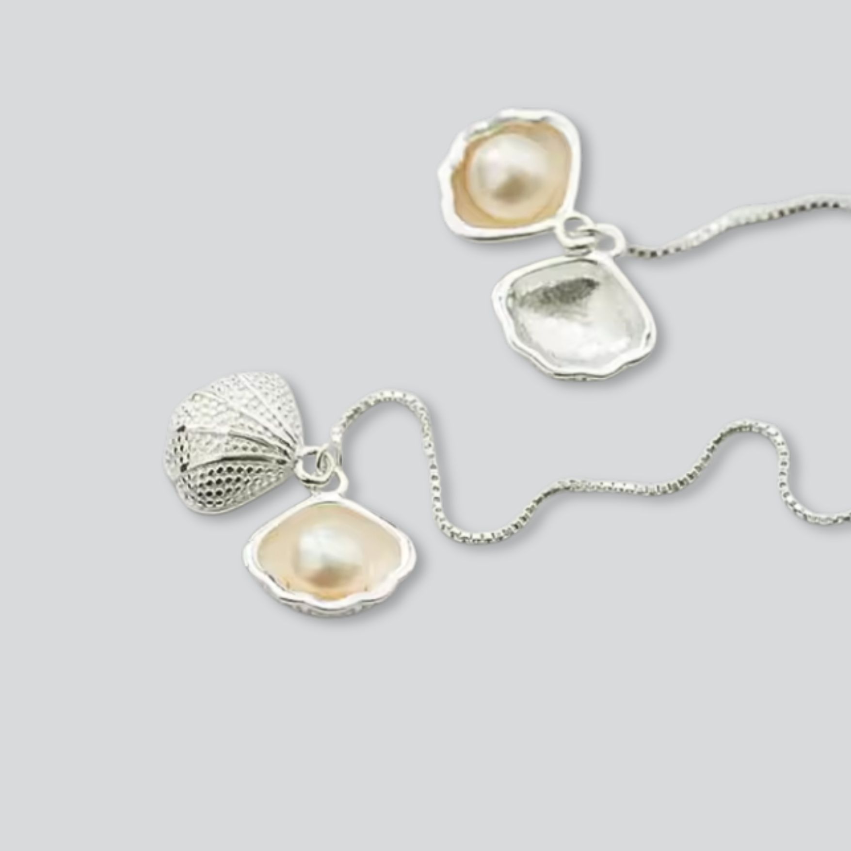Pearl Clam Threaded Ear Rings