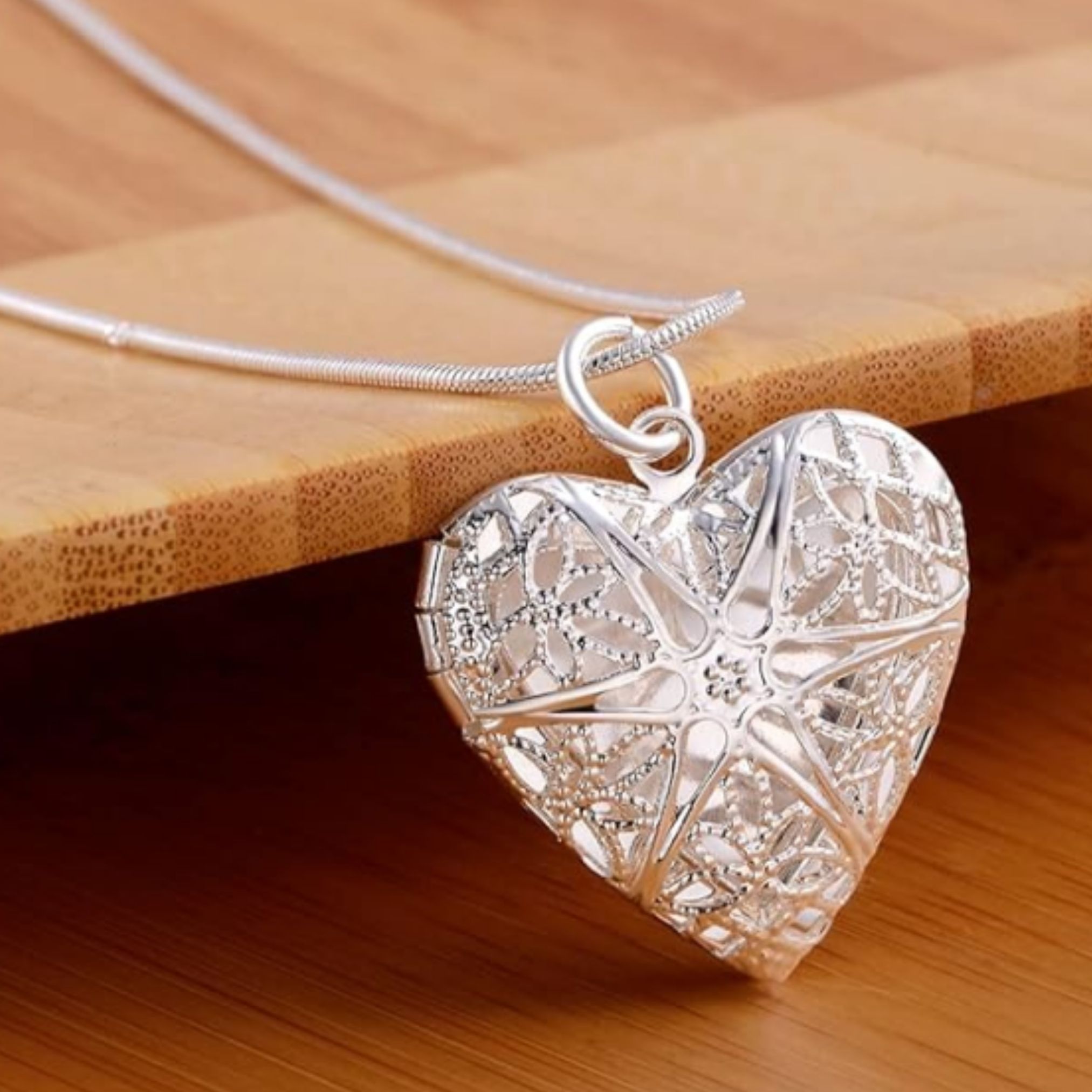 Intricate Heart Photo Pendant and Chain 