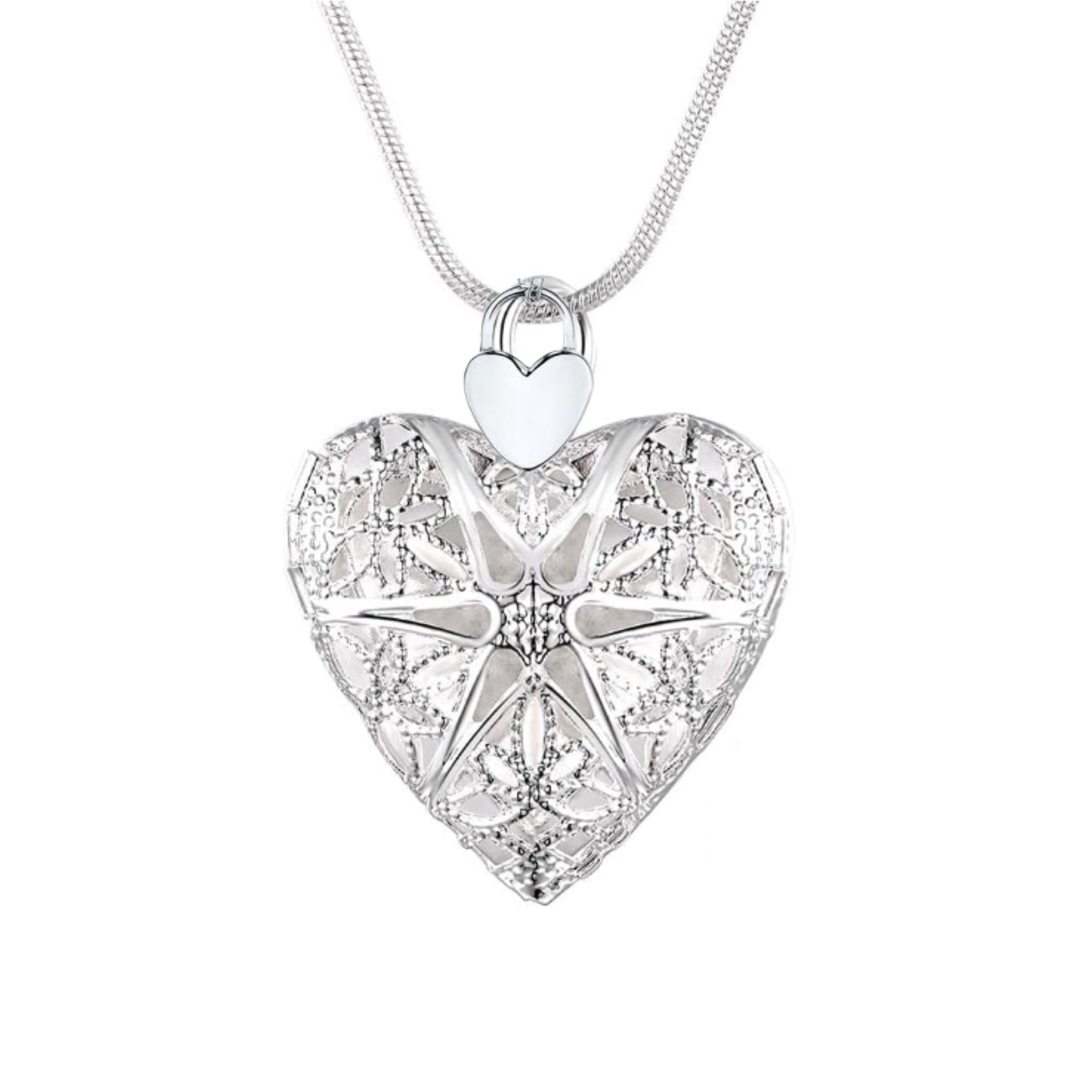 Intricate Heart Photo Pendant and Chain 