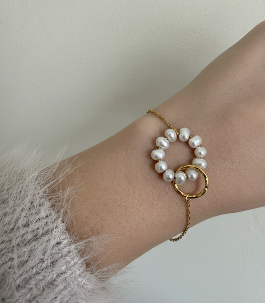 Bella Pearl Gold Bracelet
