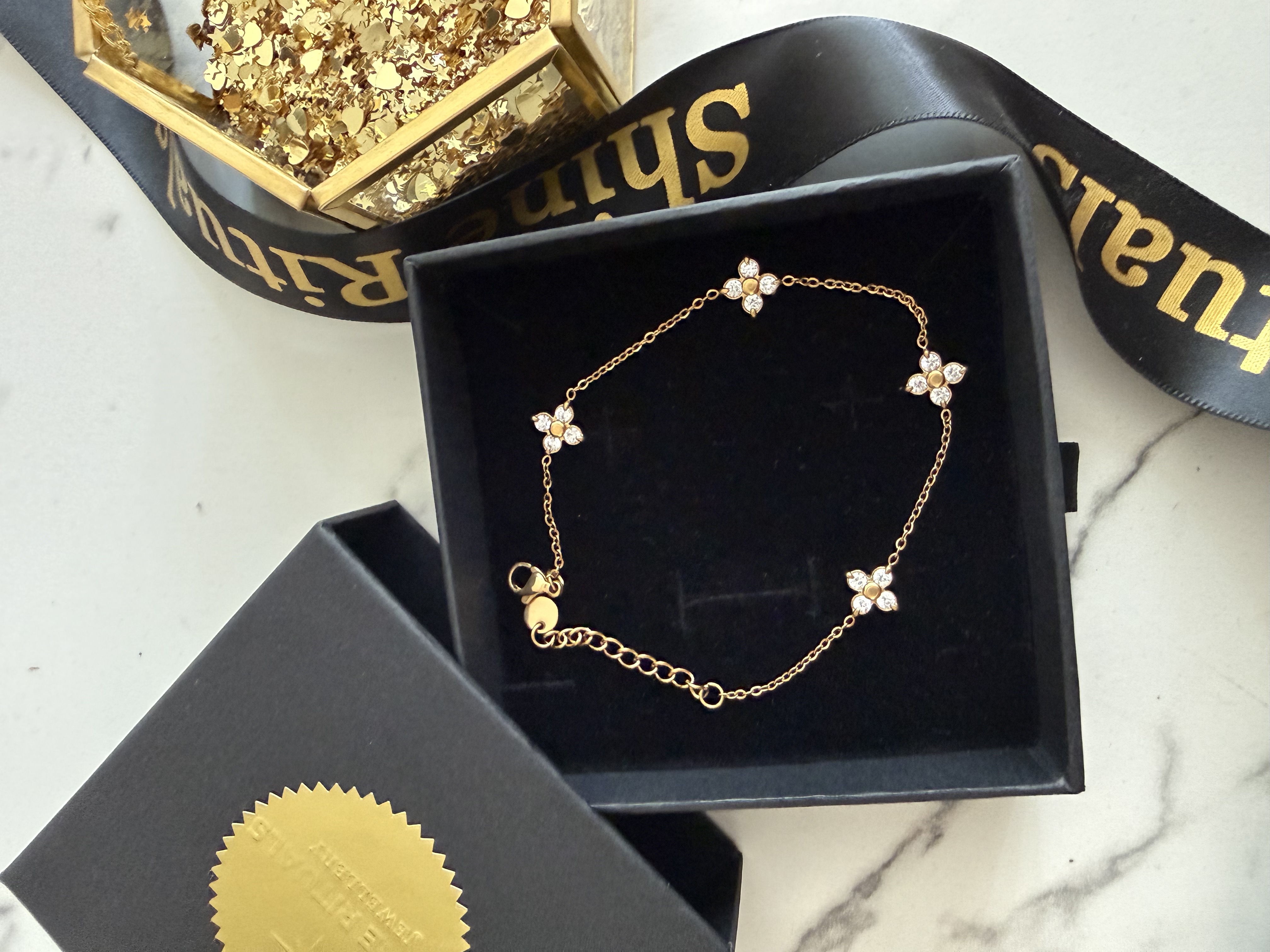 Lumina Bracelet- minimal everyday wear bracelet