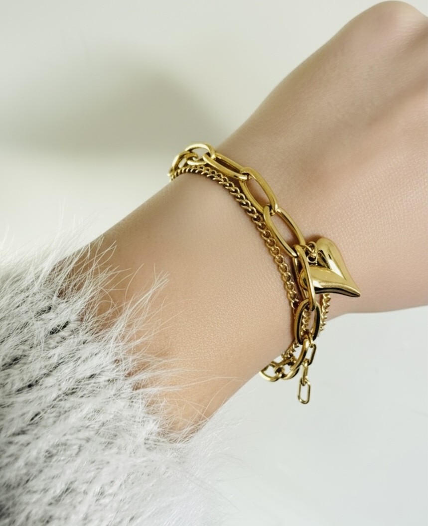 Vanya Gold Heart Bracelet