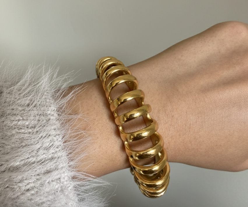 Lumi Chunky Gold Bangle