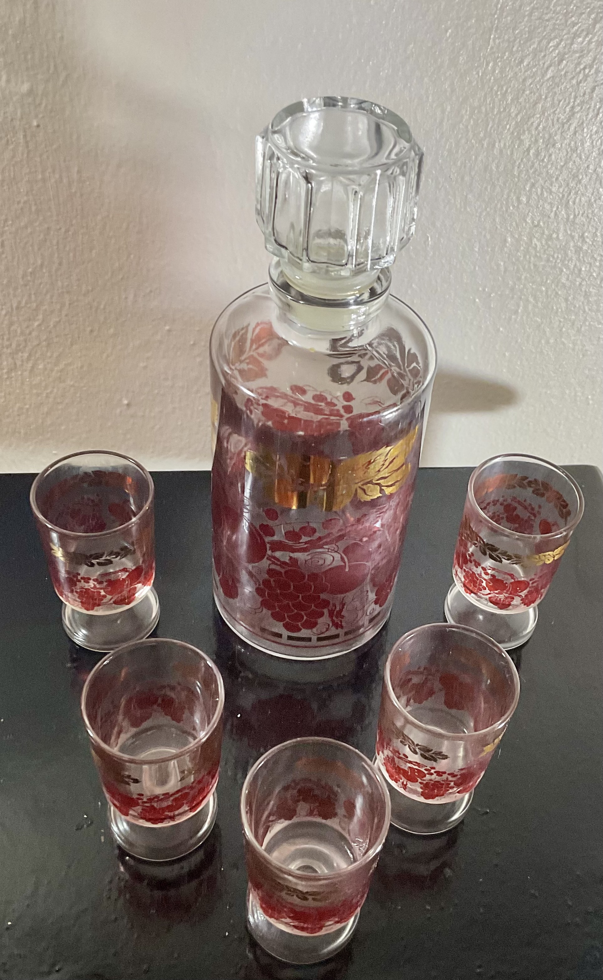 Luminarc Grapevine Decanter Set