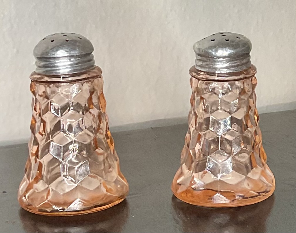 Jeanette Cube Salt and PepperShakers