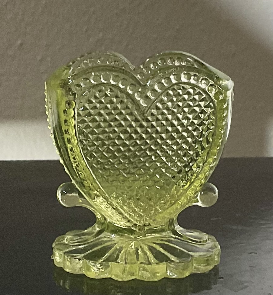 Degenhart Heart Shaped Toothpick Holder