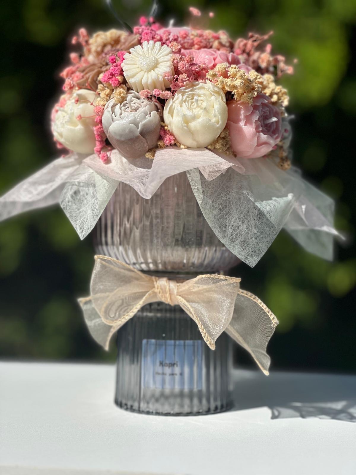 Bouquet de Velas Aromáticas en Copa de Vidrio Decorativa
