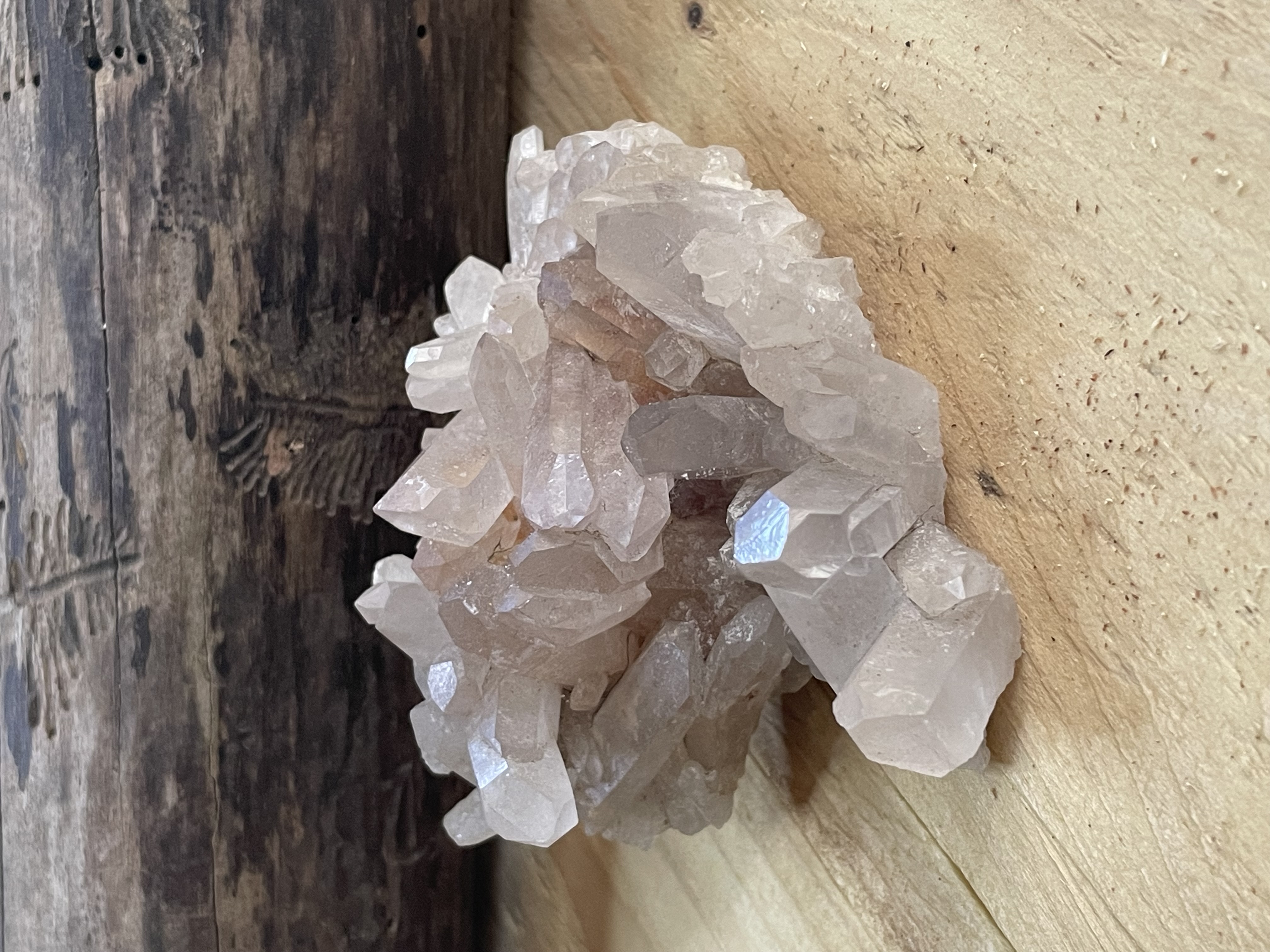 Ama de cristal de roche naturel