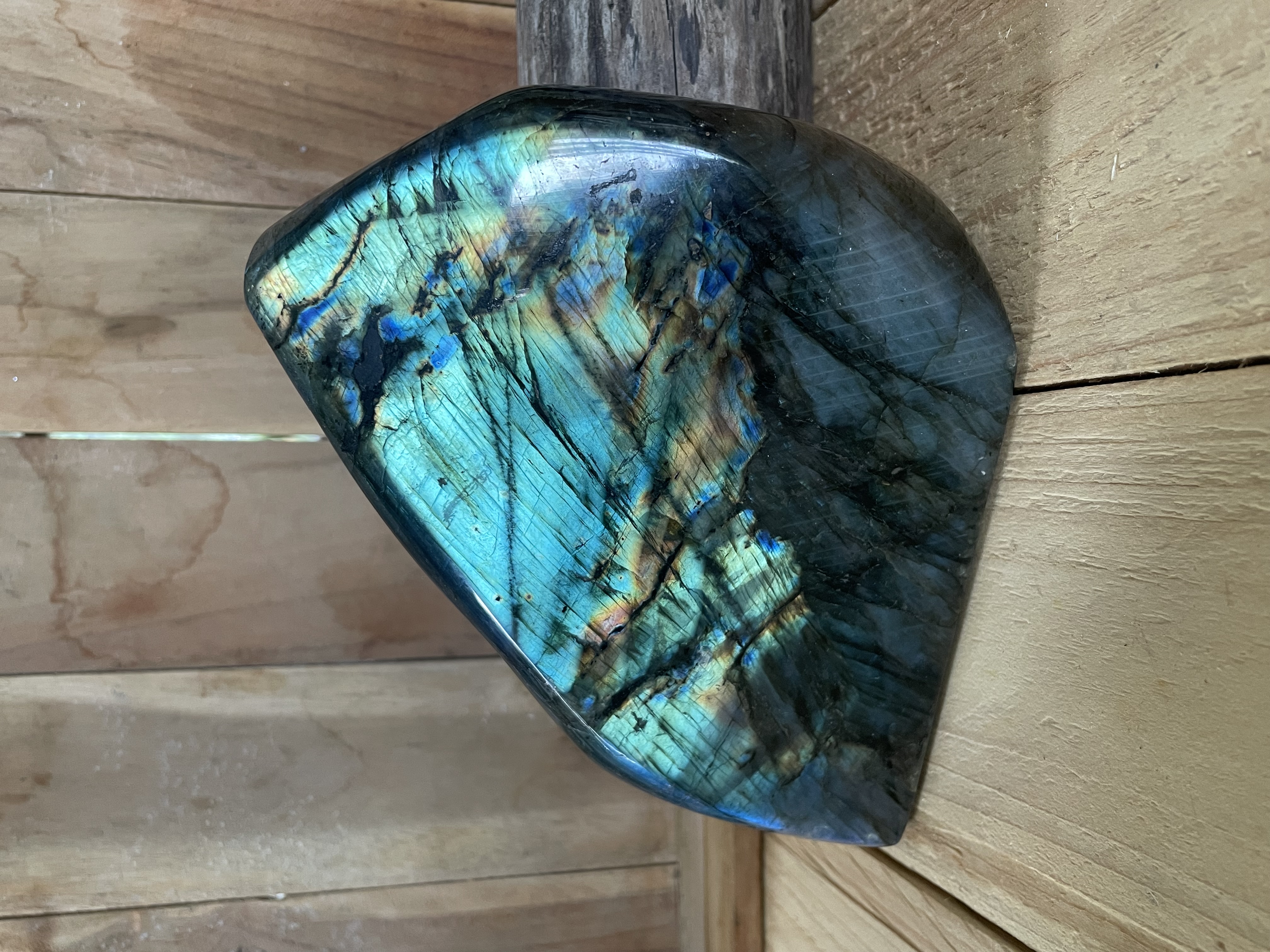 Labradorite forme libre