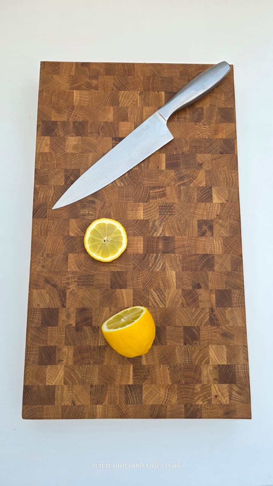 Heavy Duty Oak End Grain Cutting Board – 5cm Thick Butcher Block 50.7×29.5cm (Optional Finger Grooves)