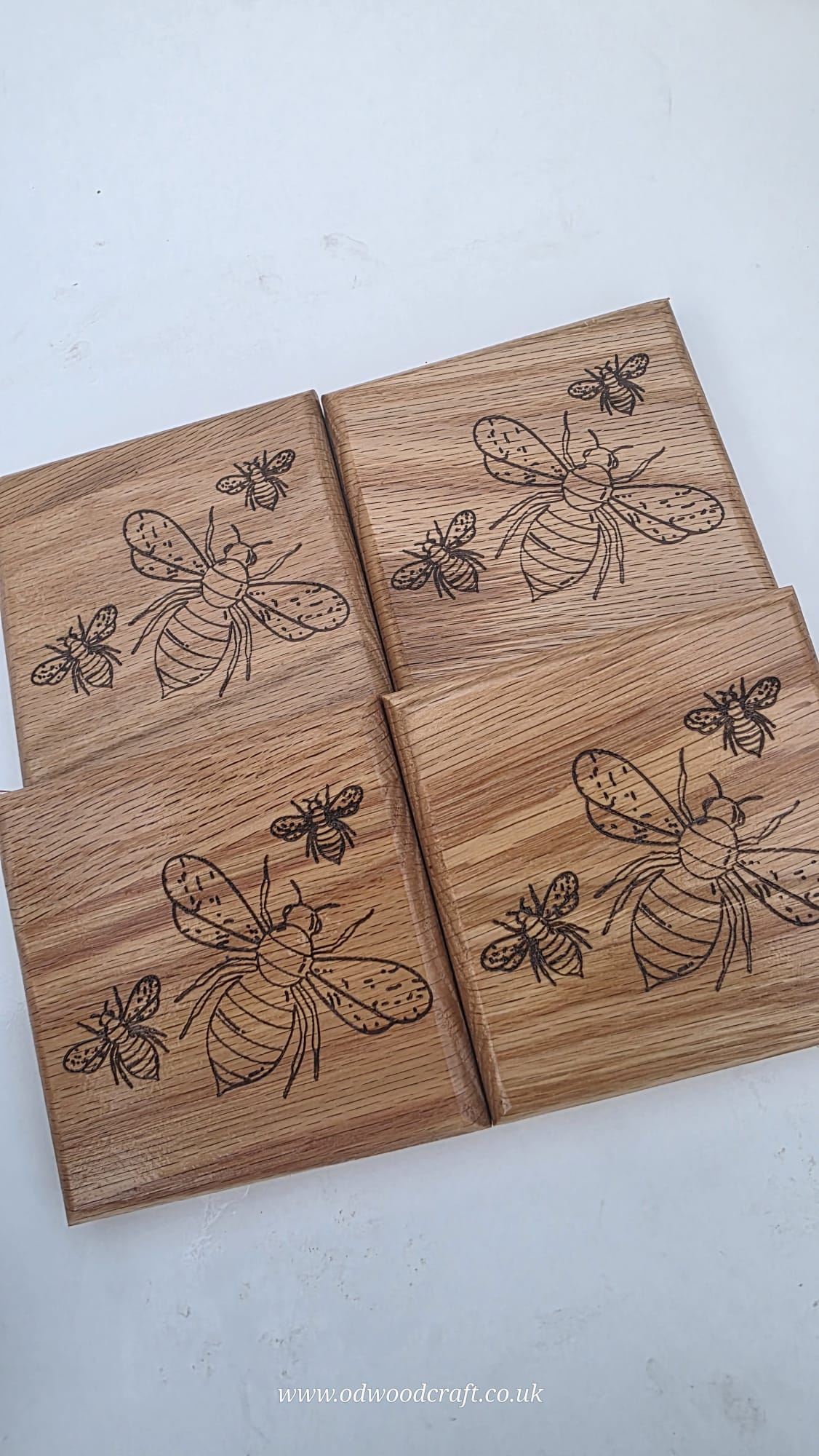 Set of 4 Engraved Oak Coasters – Detailed Bee Design – Solid Wood Drinks Coasters – Handmade – 10x10cm