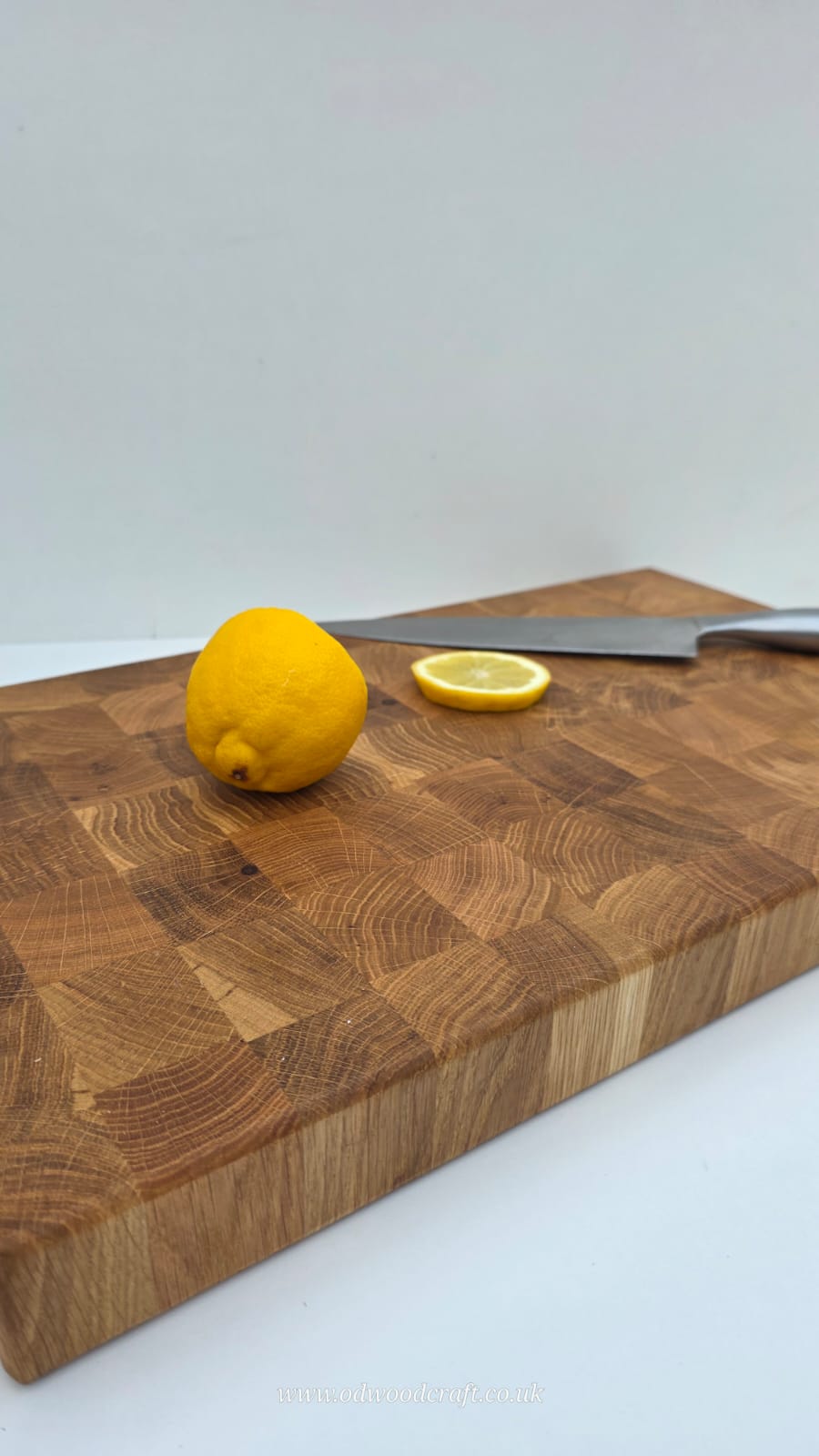 Handmade Solid Oak End Grain Chopping Board – 48 x 28.5 x 4.2 cm – Thick Butcher Block – Optional Finger Grooves