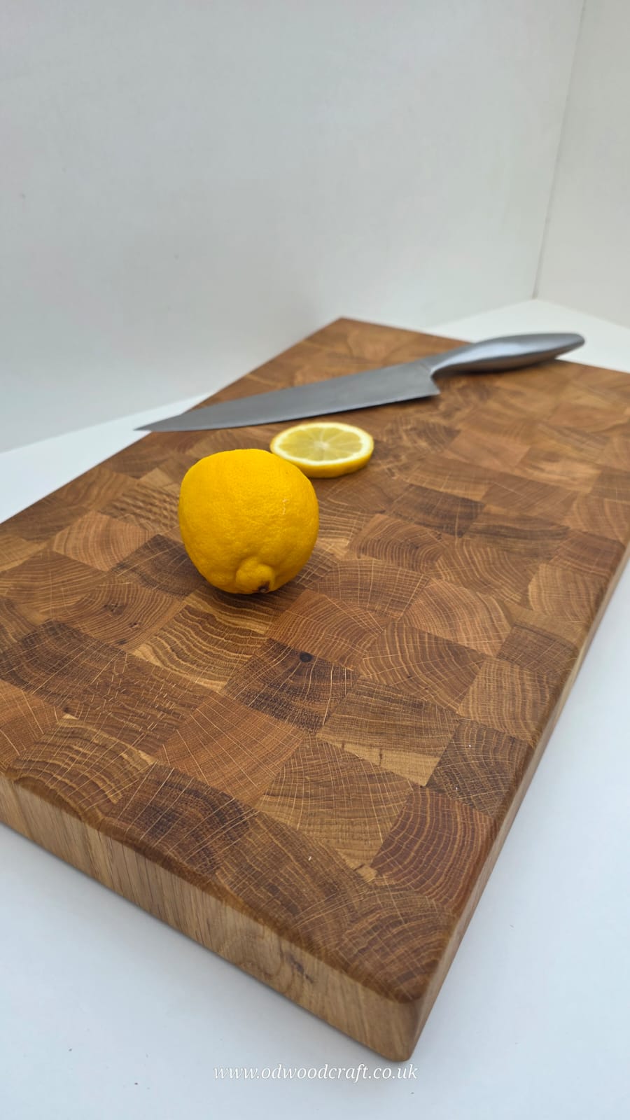 Handmade Solid Oak End Grain Chopping Board – 48 x 28.5 x 4.2 cm – Thick Butcher Block – Optional Finger Grooves