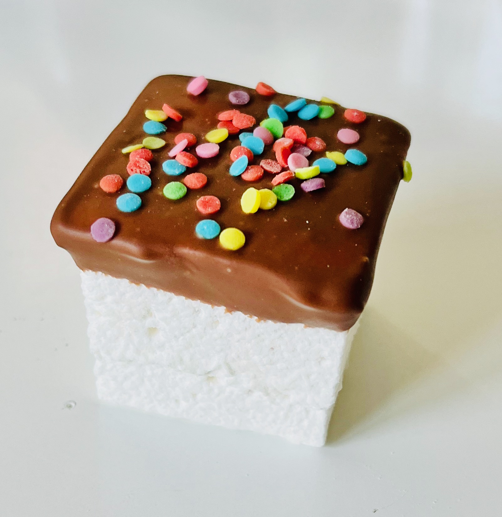 Funfetti Marshmallow - Milk Chocolate