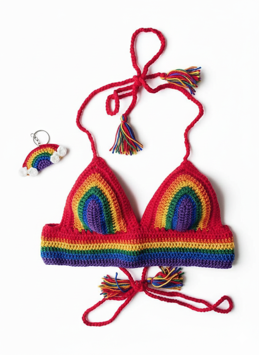 Top de bikini arcoíris tejido a mano
