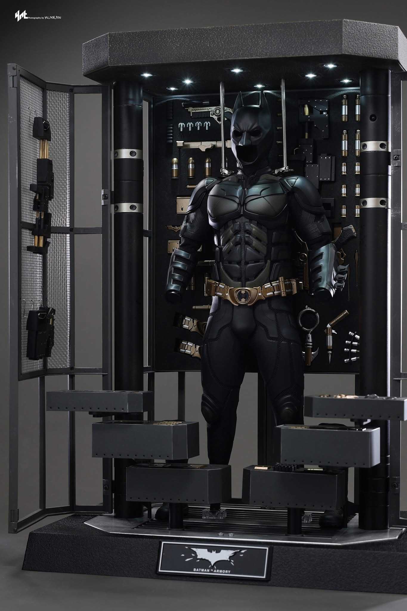 Batman Armory with Bruce Wayne (2.0)