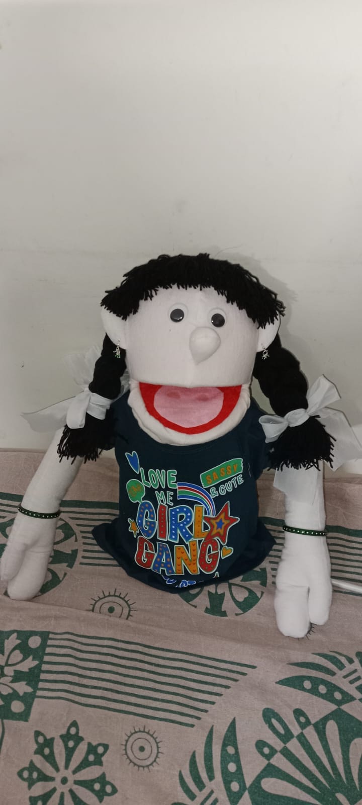 Girl Puppet Toy With Black Hair, Single piece