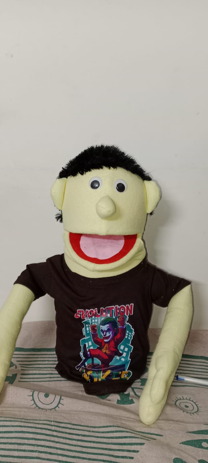 Cute plush puppet with fun t-shirt(Boy) , Single piece