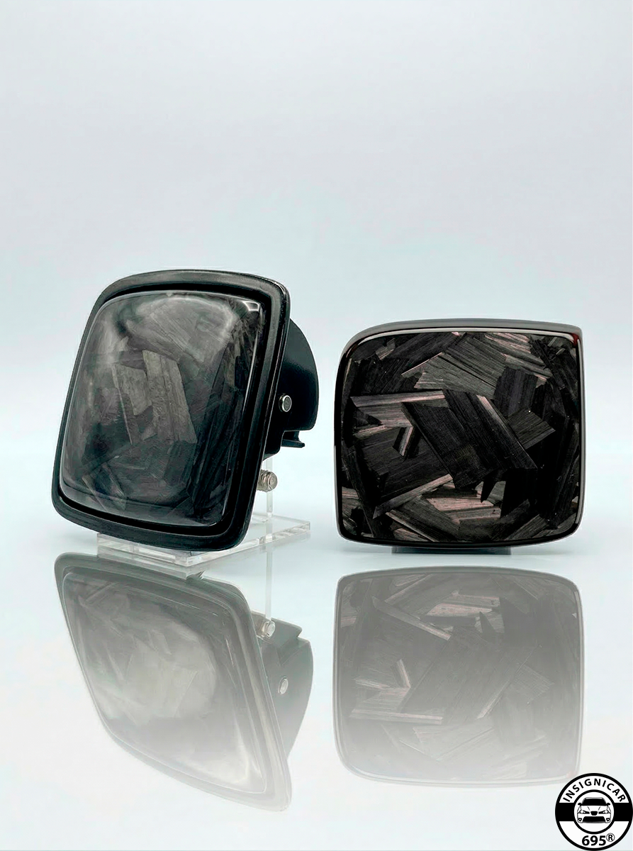 PACK INSIGNIAS DELANTERA Y TRASERA "CARBON FIBER" 