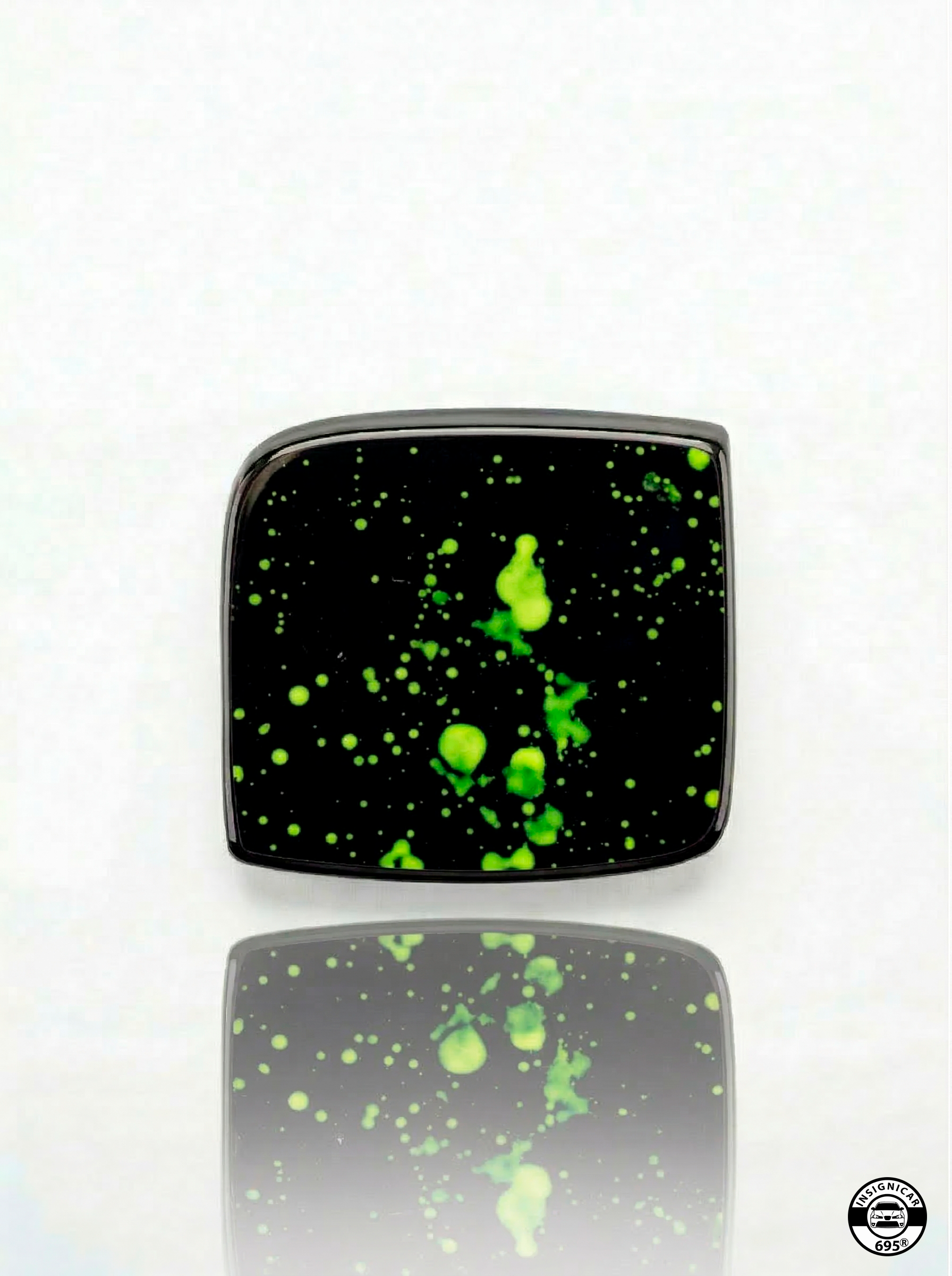 INSIGNIA DELANTERA "VENOM SPLASH" (Compatible con SEAT)