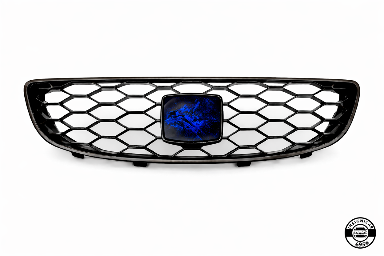 INSIGNIA DELANTERA "DARK LIGHTING" (Compatible con SEAT)