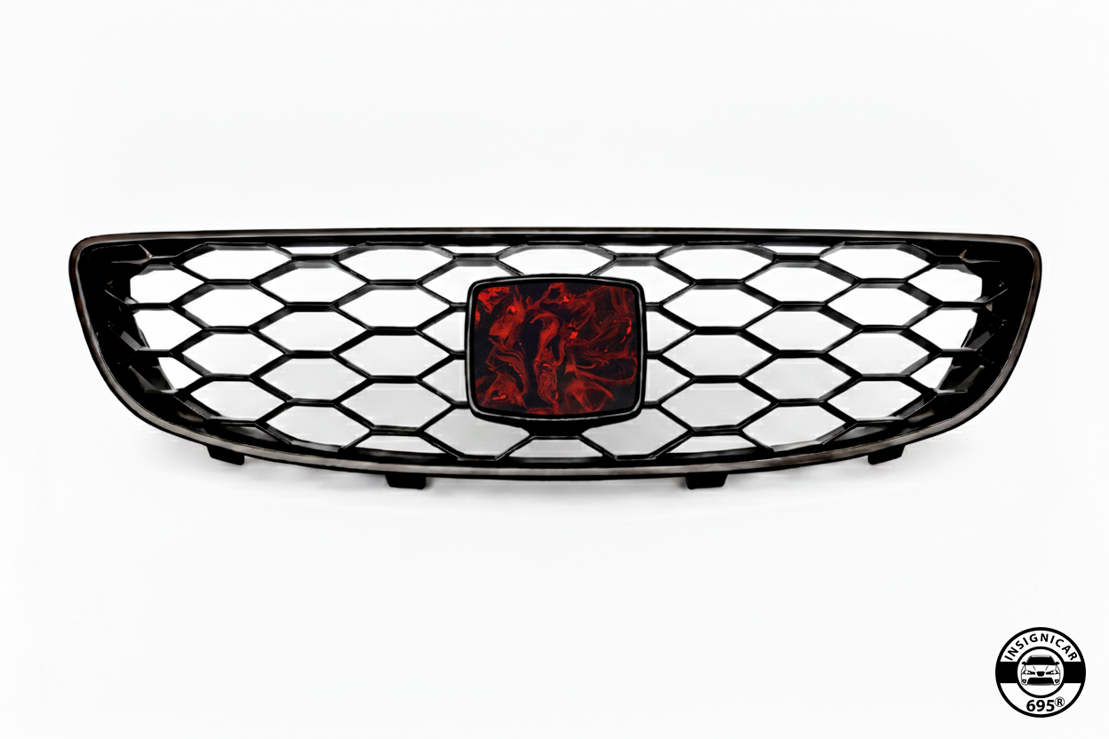 INSIGNIA DELANTERA "RED PHANTOM" (Compatible con SEAT)