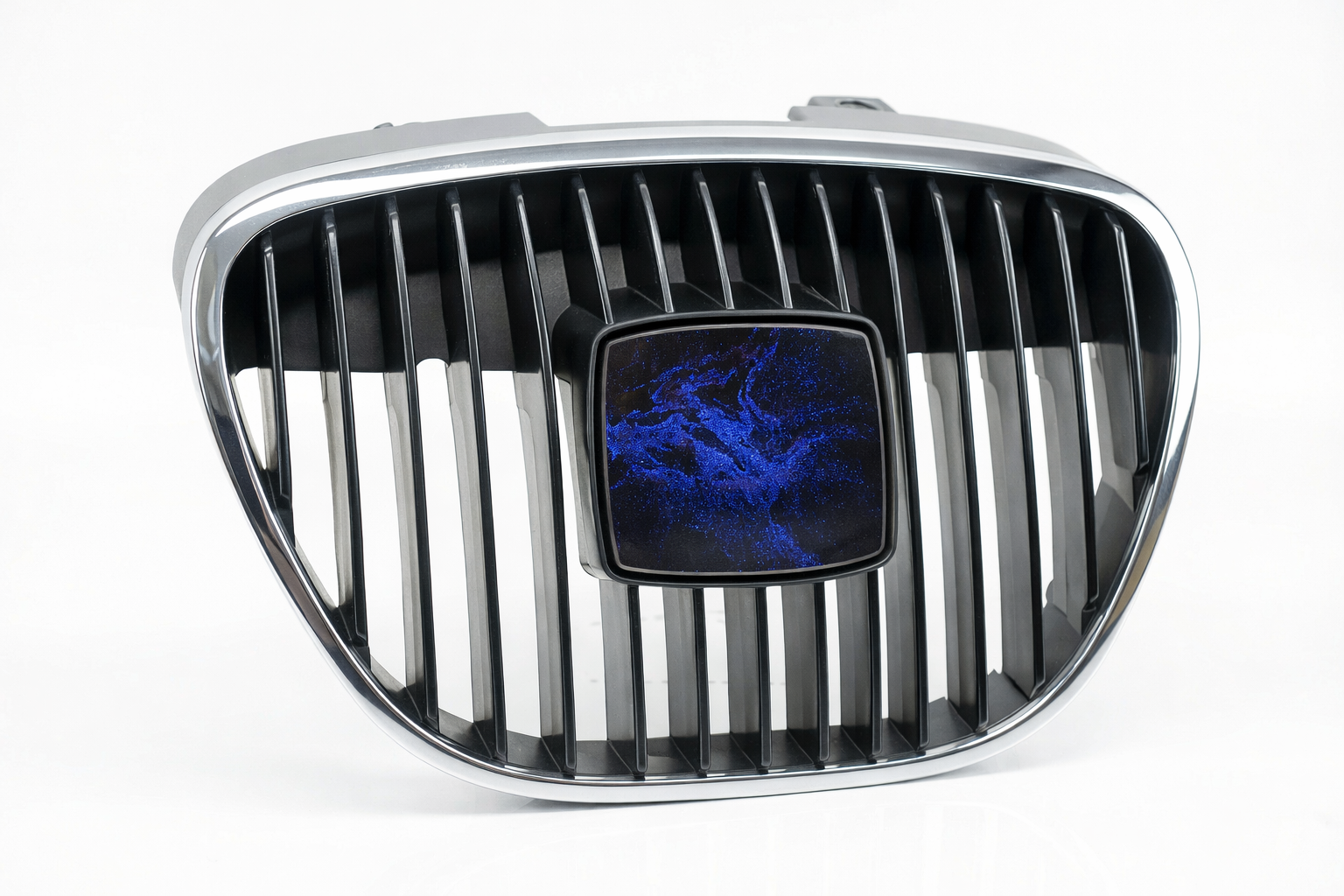 Insignia Delantera Dark Lightning (Compatible con SEAT)