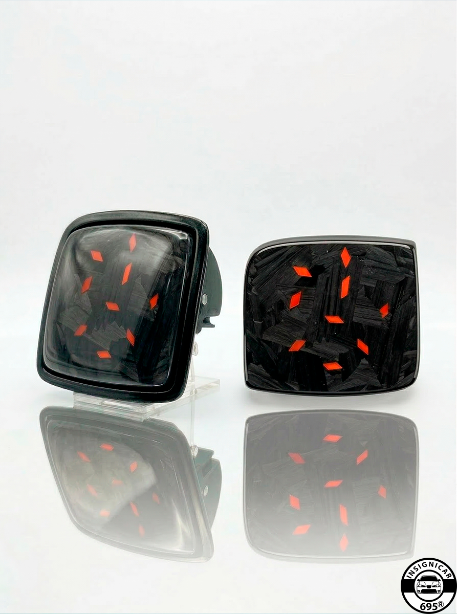 PACK INSIGNIAS DELANTERA Y TRASERA "CARBON STRIKE" 