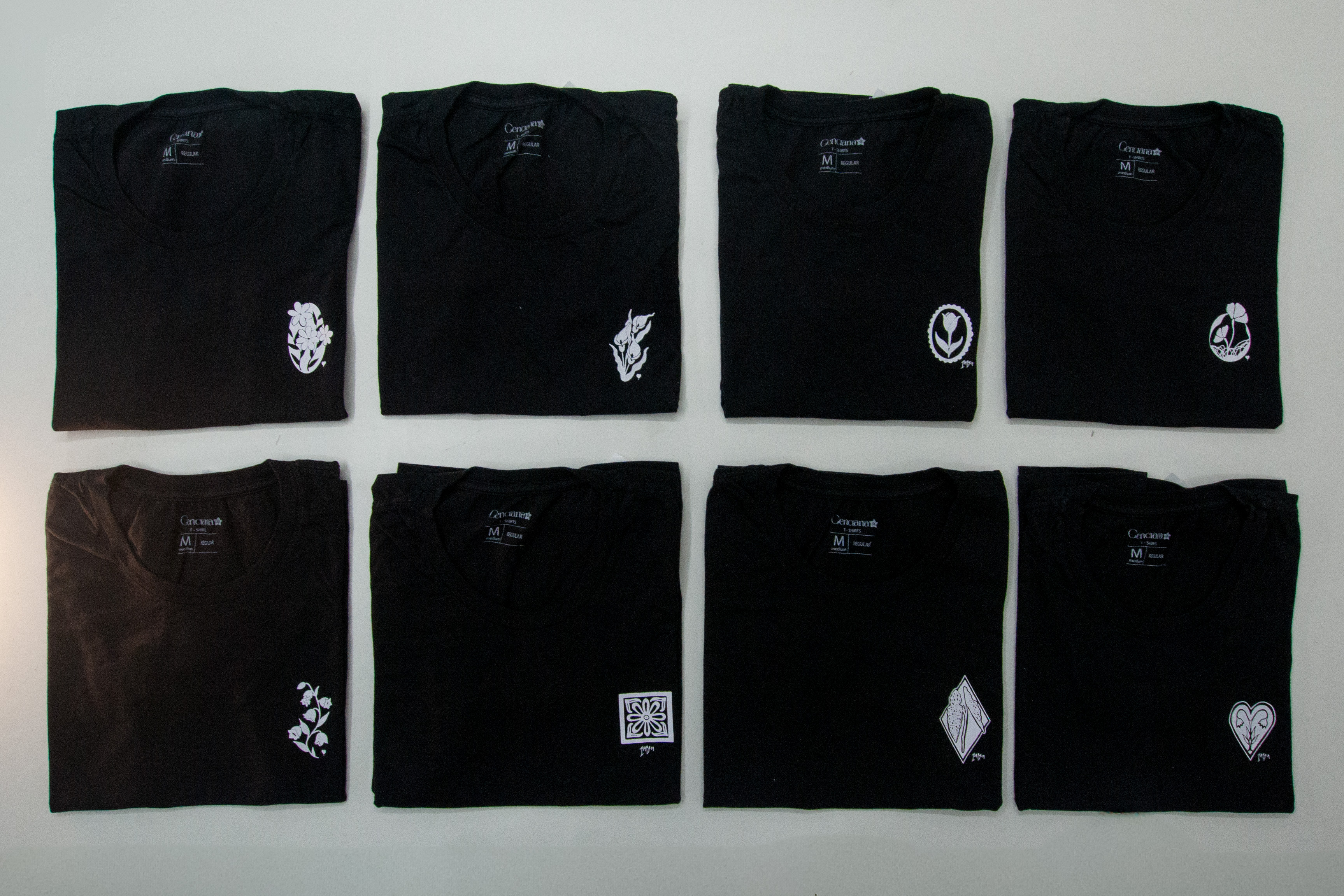 Camiseta Relicários Preta