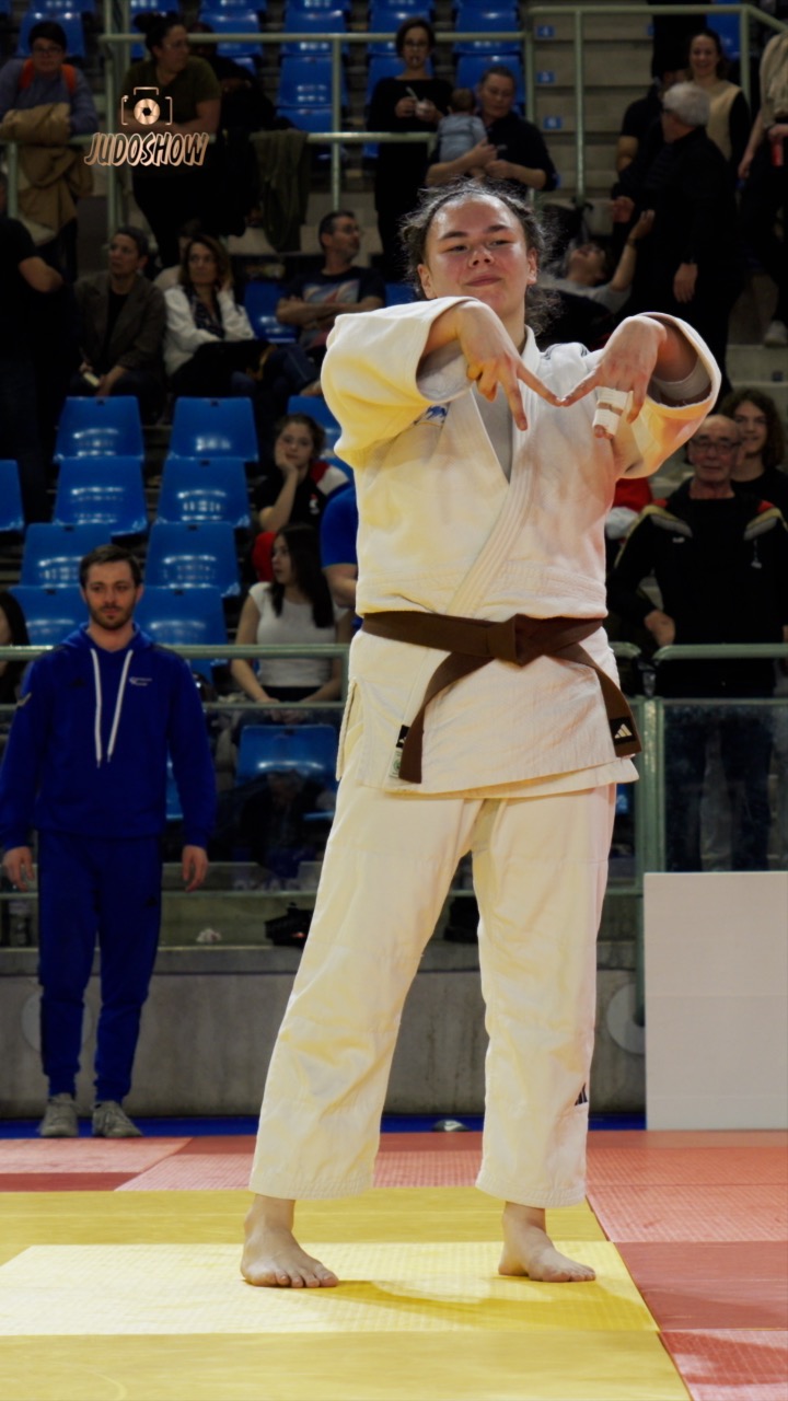 Marie Berthelemy 1ère +70kg JC Chilly Mazarin Morangis - Réel Instagram