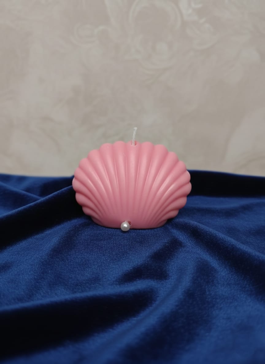 Seashell Candle