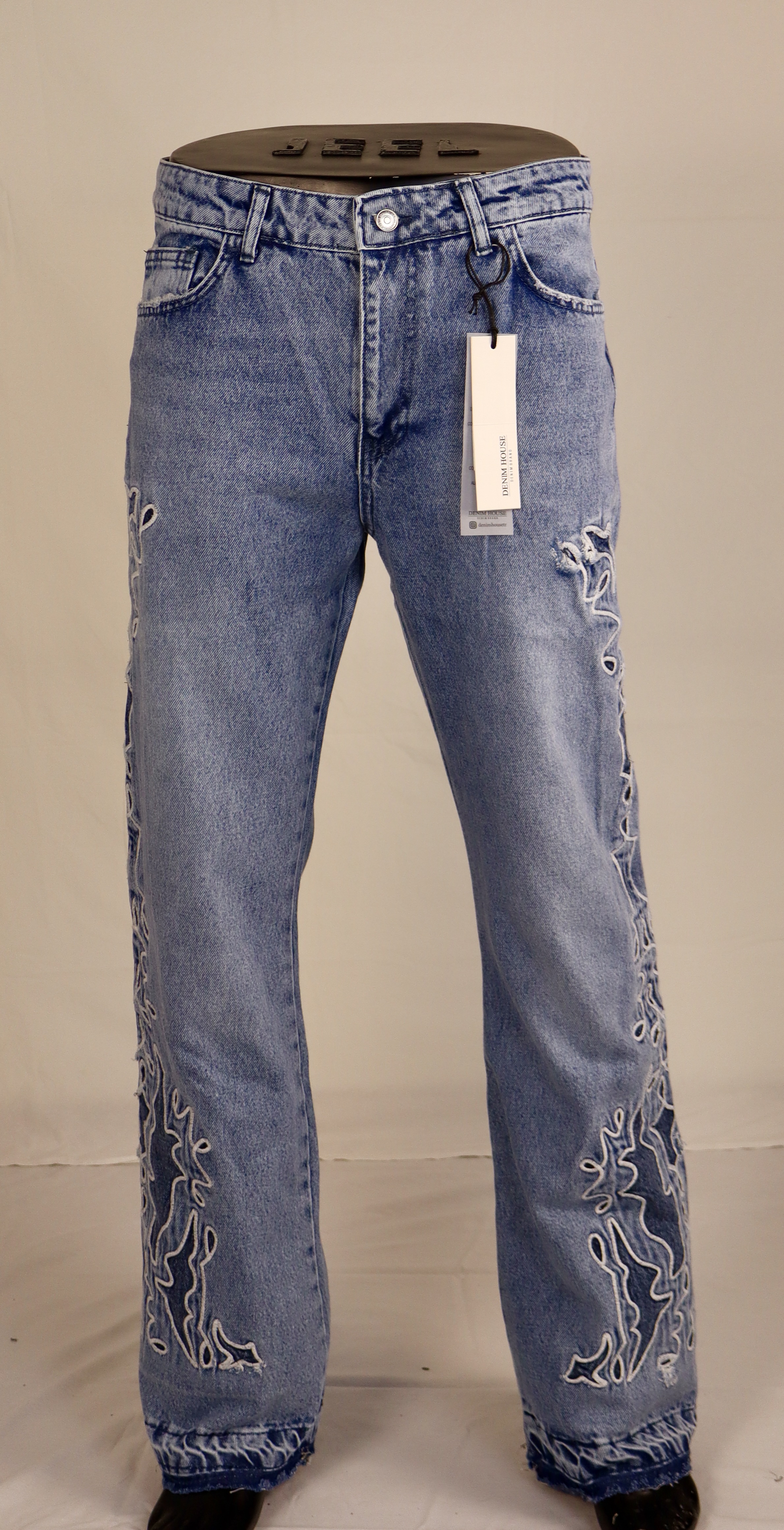 Geborduurde jeans