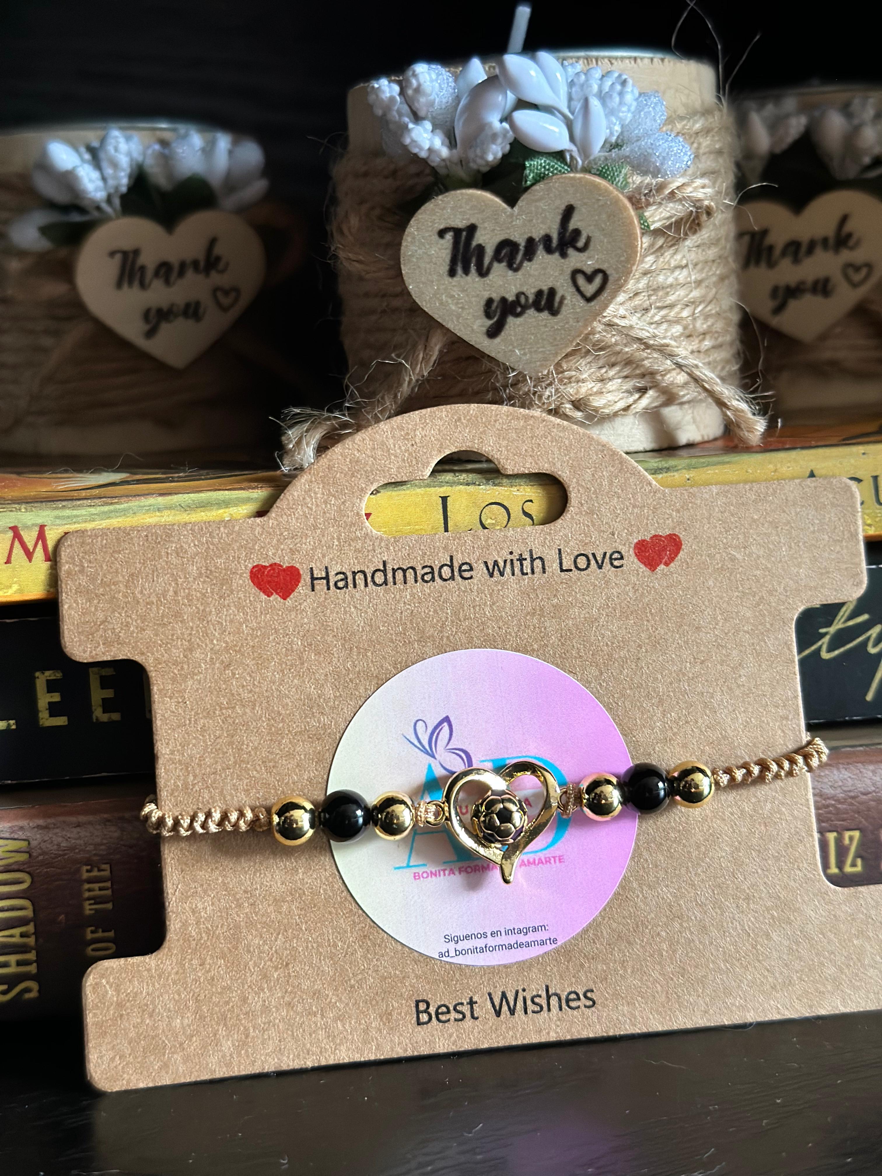 Pulsera corazón dorado