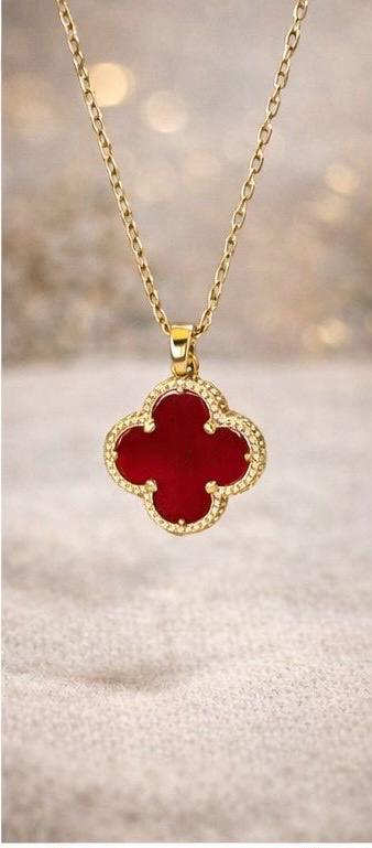 Collar trébol rojo dorado