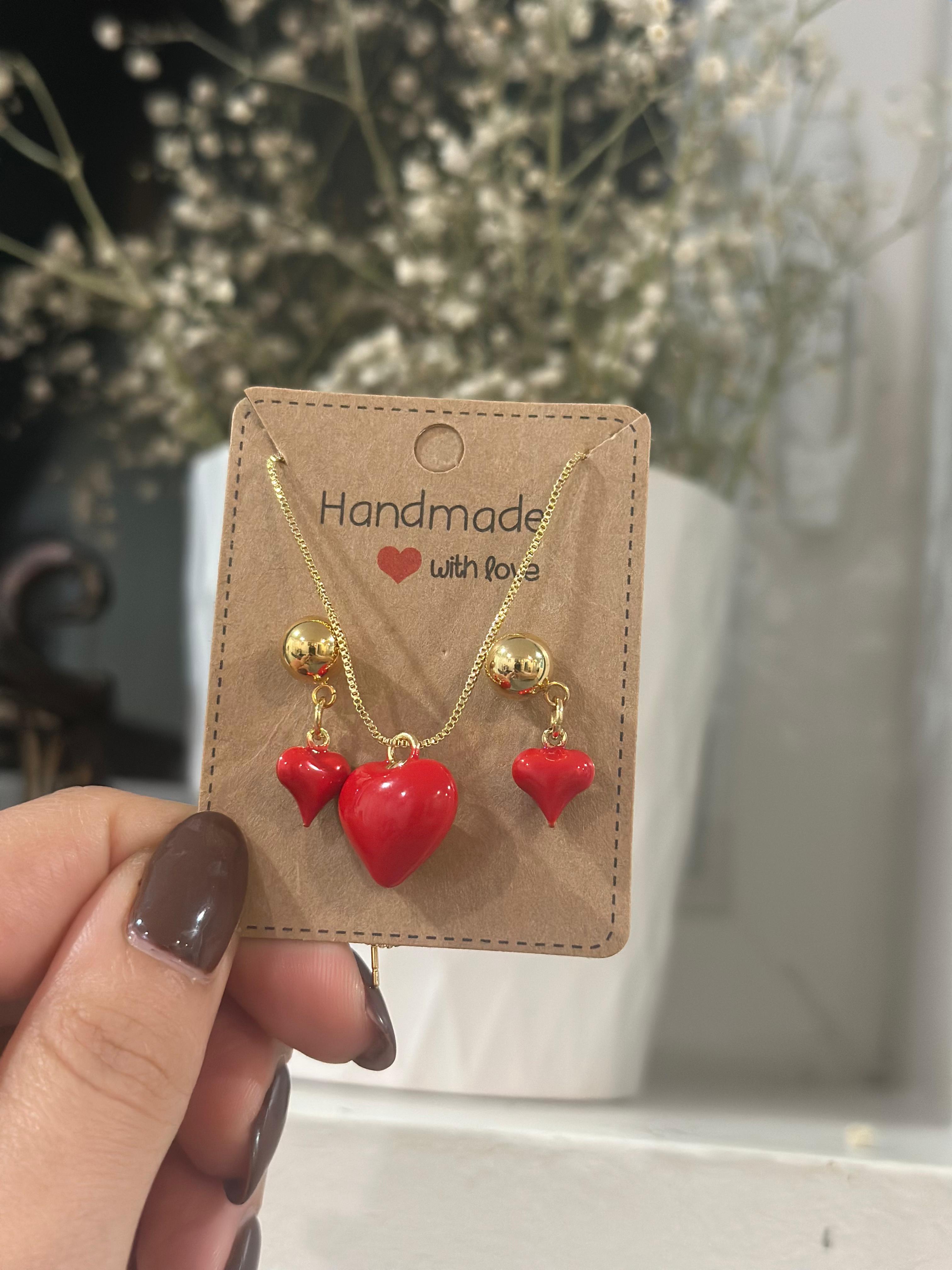 Set de joyería corazones rojos