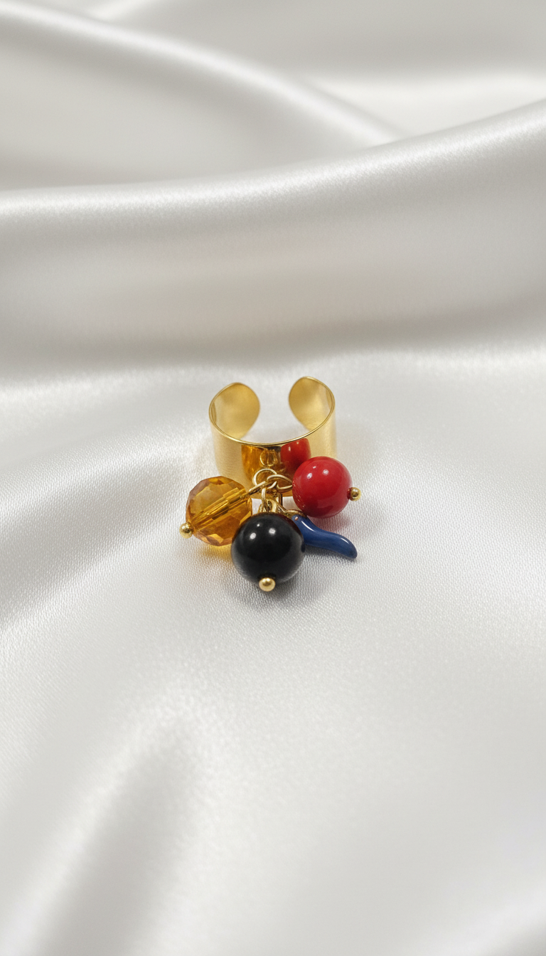 Anello regolabile dorato con charm