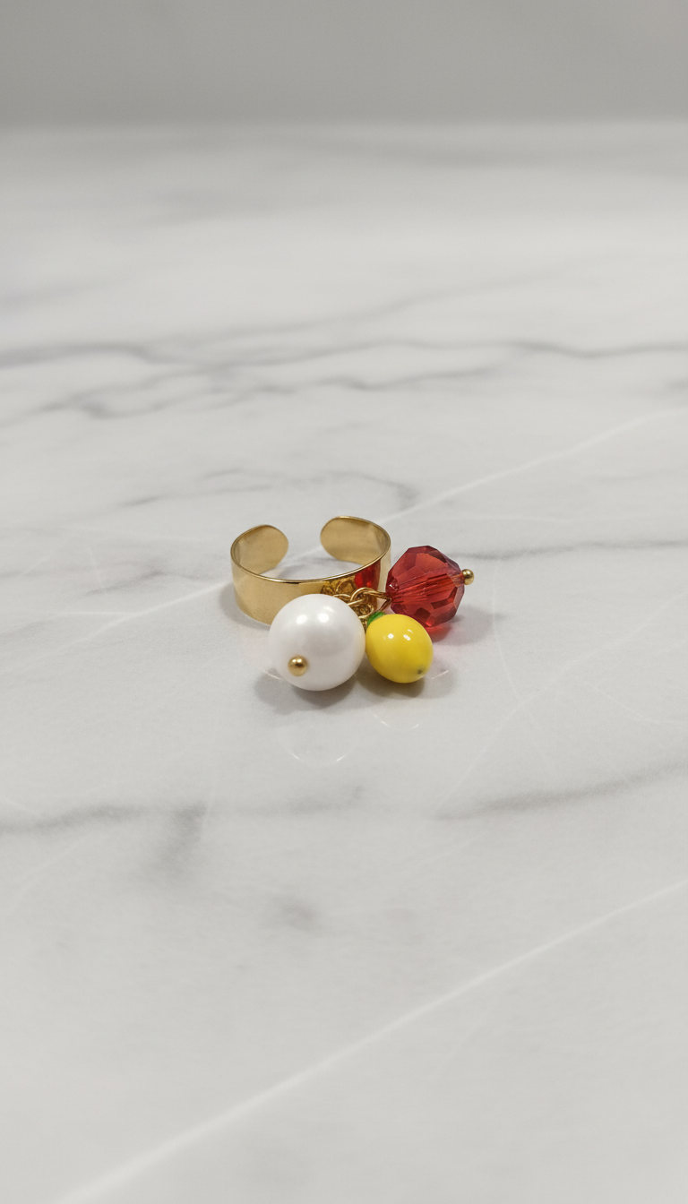 Anello regolabile con perle colorate