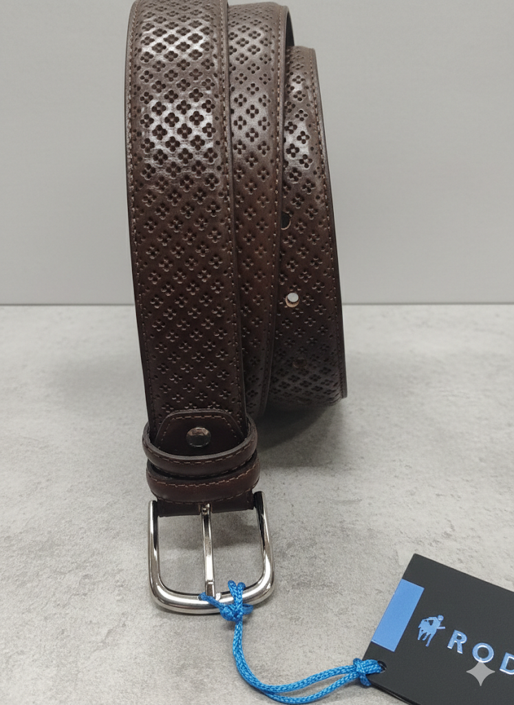 Cintura in pelle marrone MISURA  105/120 