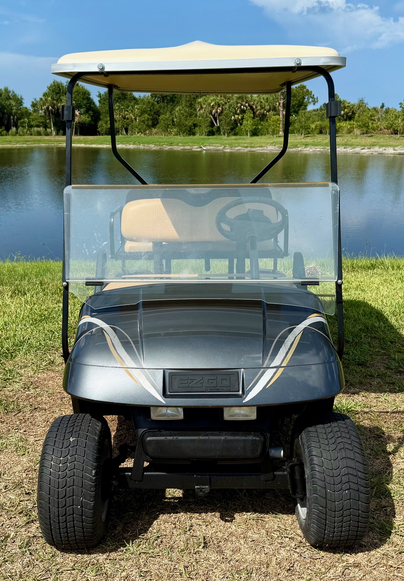 2000 EZGO TXT