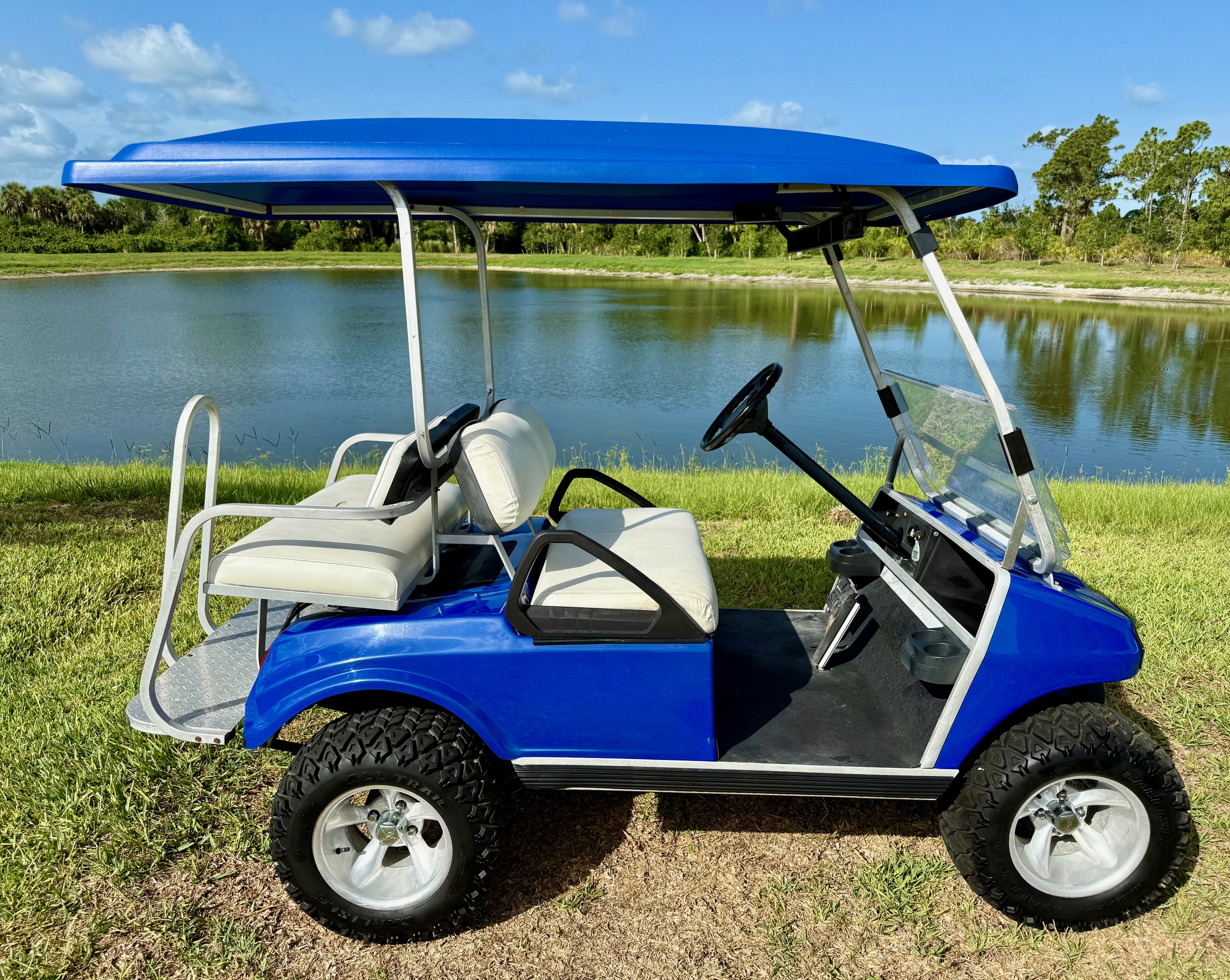 Pre-owned Custom Club Car DS