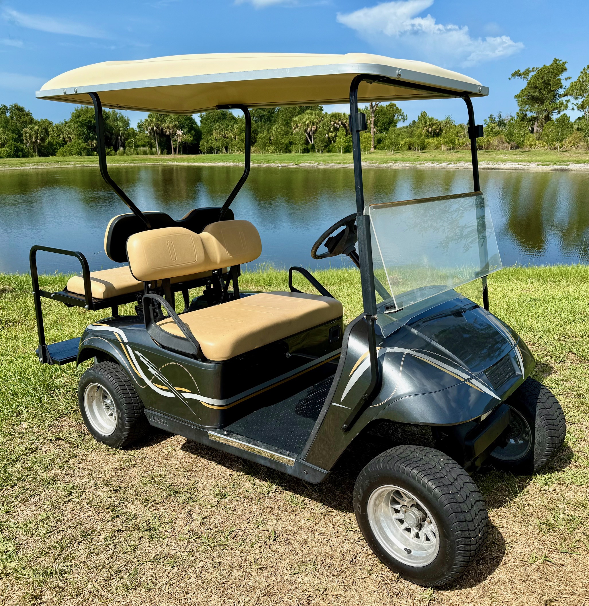 2000 EZGO TXT