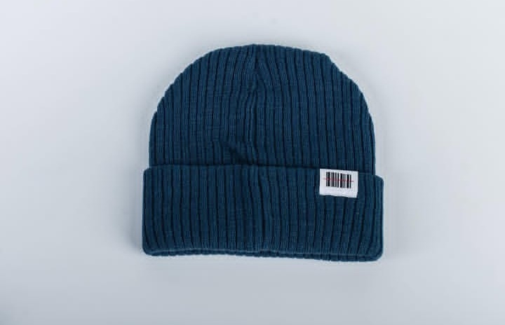 Y U N G Ribbed Knit Beanie